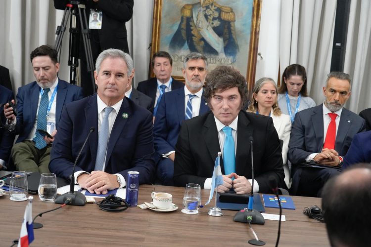 Presidente Javier Milei en la Cumbre del Mercosur del 20/XII/2025